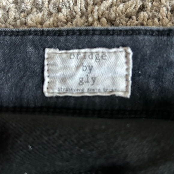Bridge by Gly. Size 28.. Ankle jeans. Bought from The Buckle - Picture 3 of 4